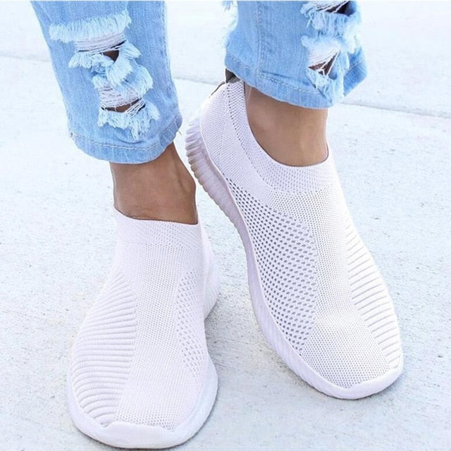 Flat Slip on White lightweight shoes women Sneakers for Summer Autumn Casual white