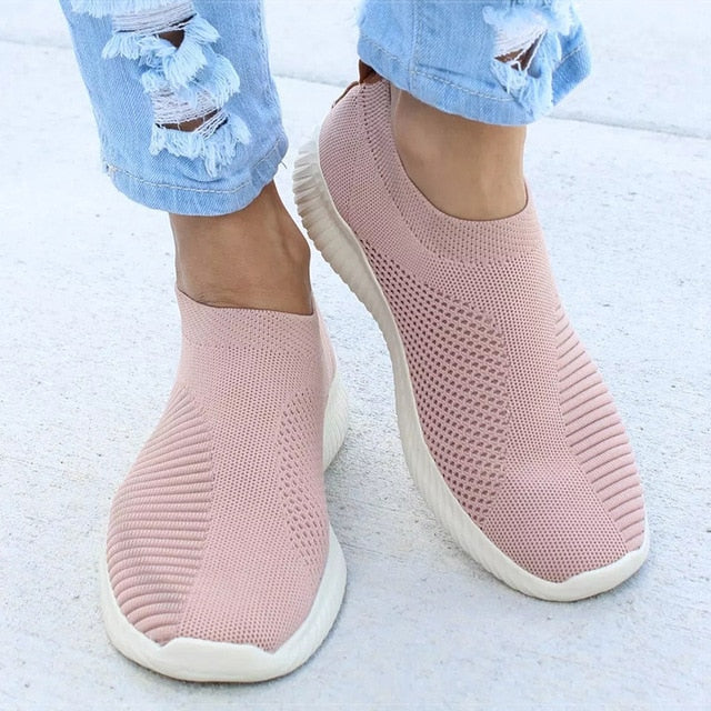 Flat Slip on White lightweight shoes women Sneakers for Summer Autumn Casualpink