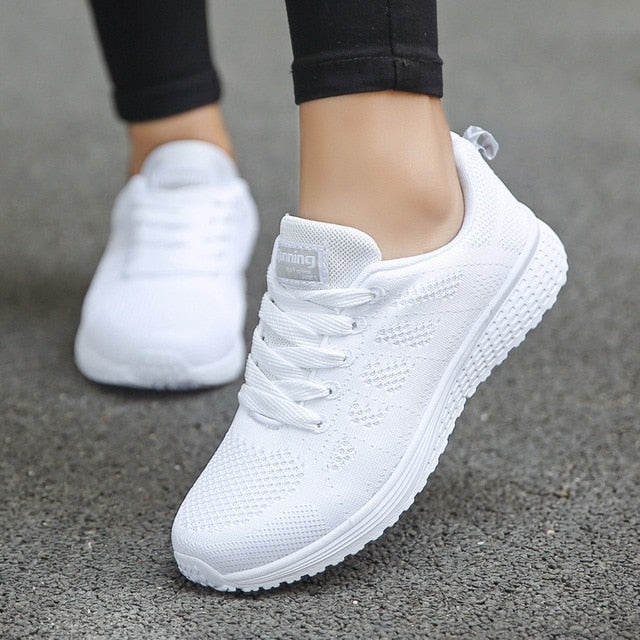 Women Casual Shoes Fashion Breathable Walking Mesh Flat Shoes Woman White Sneakers Women Tenis Feminino Female Shoes